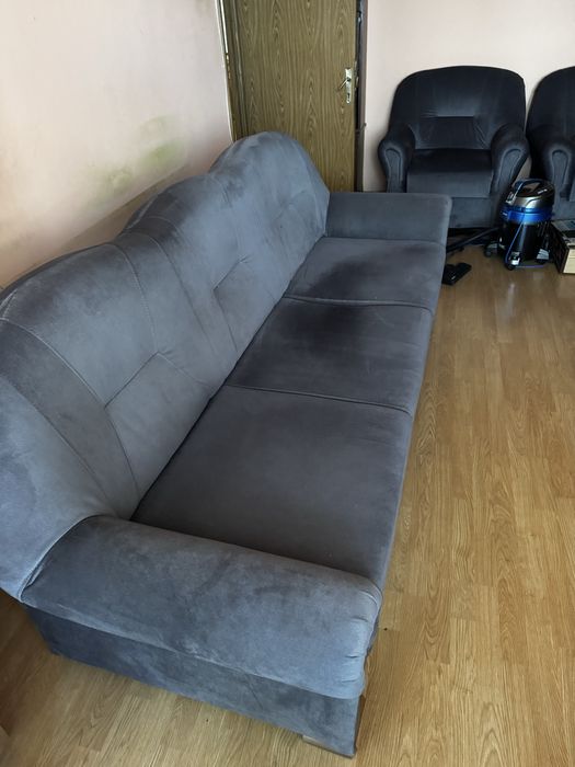 Se vinde set canapea + fotolii