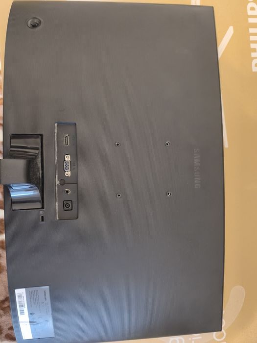 Monitor gaming Samsung curbat