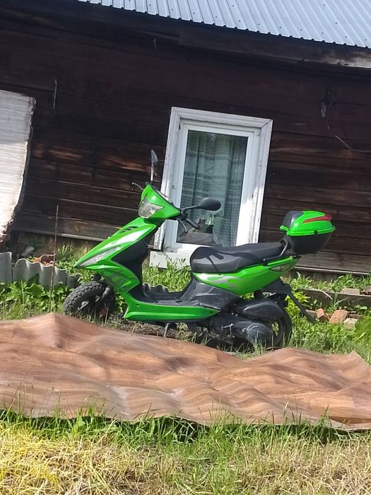 Продам скутер. !