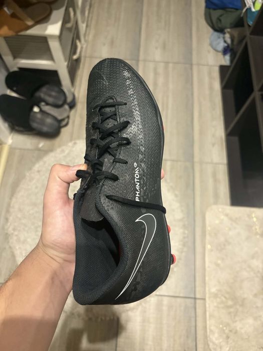 Футболни обувки бутонки 43ти номер Nike Phantom GT2