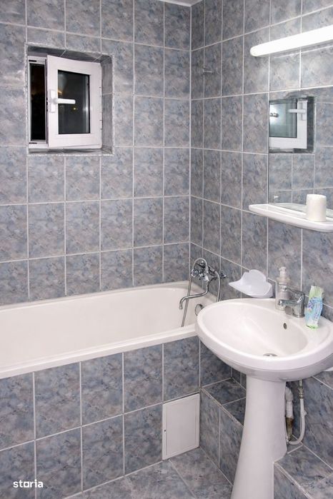 Apartament 3 camere decomandat Nicolina | 2 băi | 2 balcoane | Etaj 2