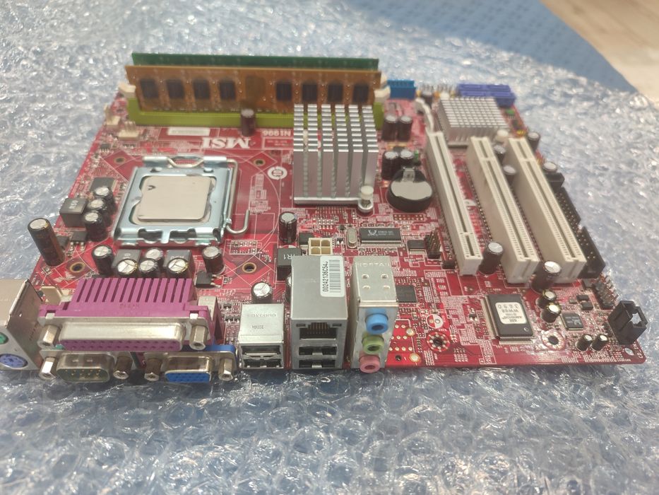 Матерская плата MSI n1996