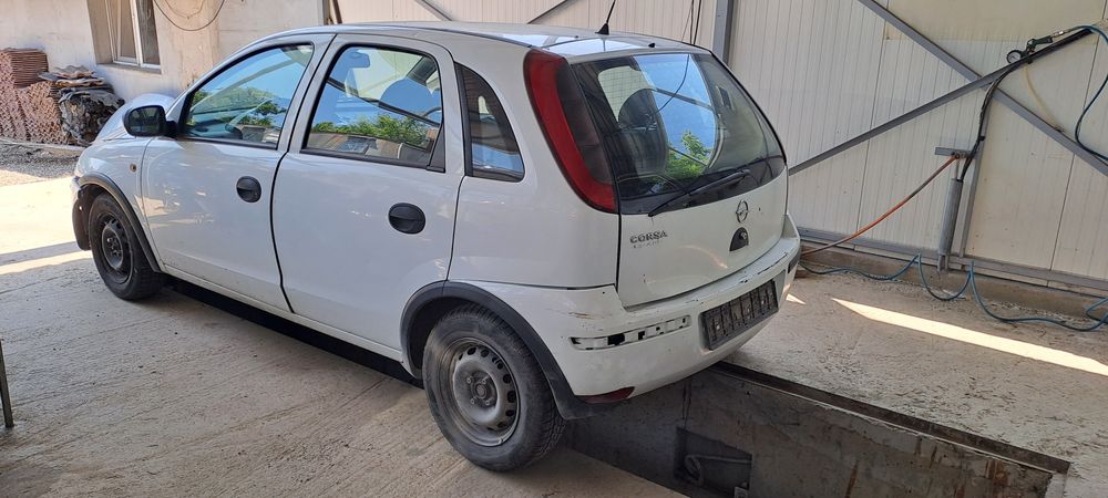 Opel Corsa C Z10XE /Опел Корса ц З10ХЕ на- части