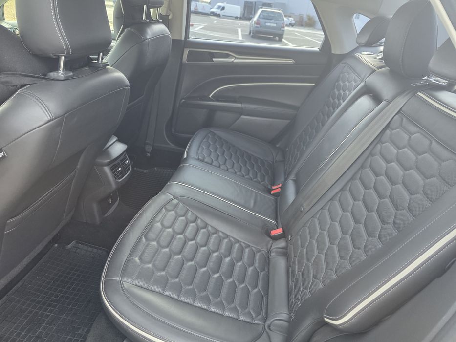 Ford Modeo Hybrid 2.0