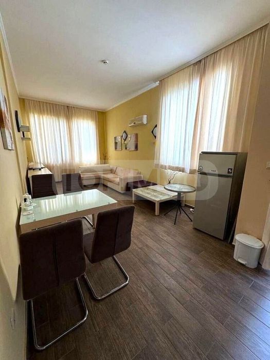 Продава се Двустаен апартамент в к.к. Златни пясъци - 77 кв.м за 975 €/кв.м - Снимка #3
