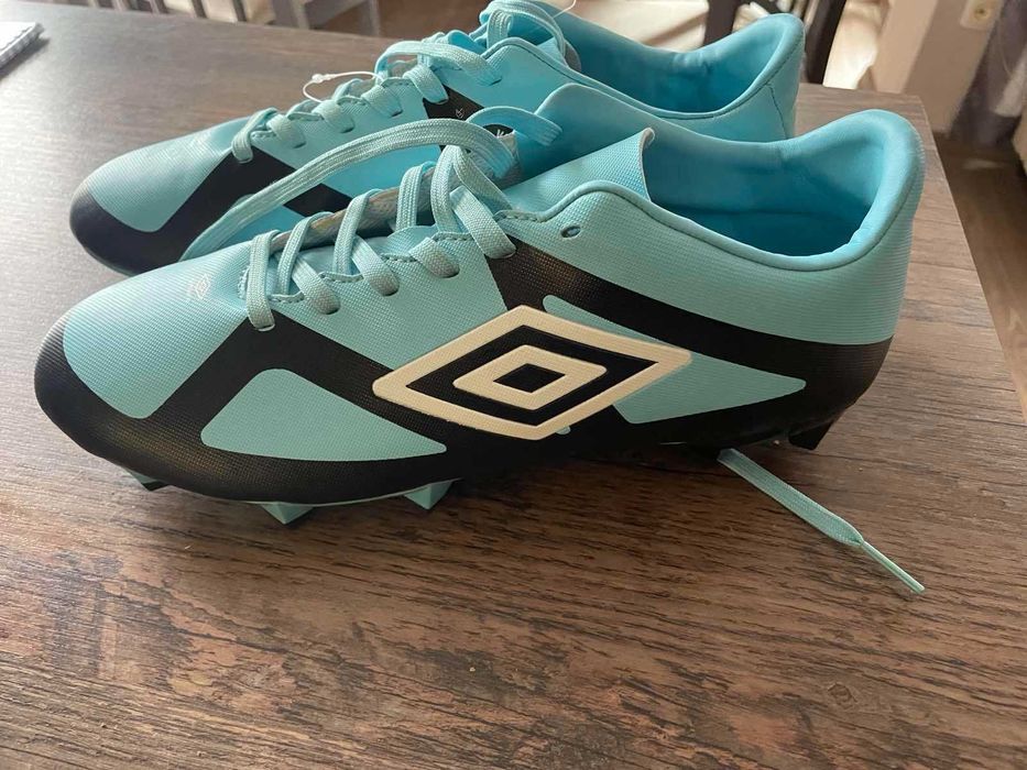 футболни бутонки UMBRO