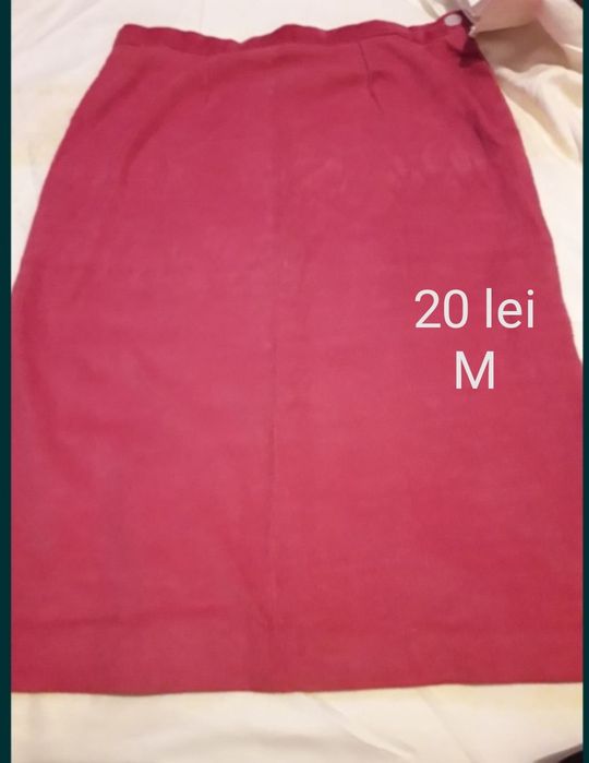 Fusta damă roșie