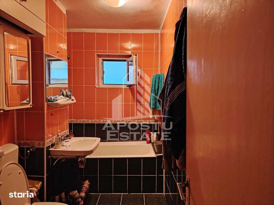 Apartament cu 3 camere, 2 bai, de vanzare, zona Girocului, Timisoara — fotografia 3