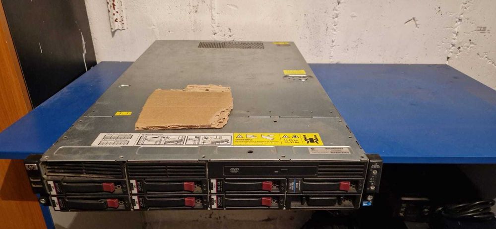 Server HP ProLiant DL180 G6 cu procesor Intel Xeon CPU L5520 2.27GHz