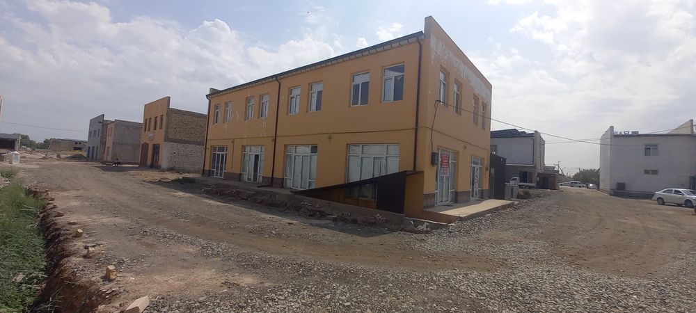 Урганч шахри Чолиш бозор рупарасида жойлашган дукон  сотилади