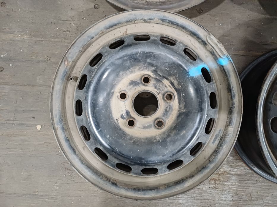 Диски R15 5x112 на Audi.
