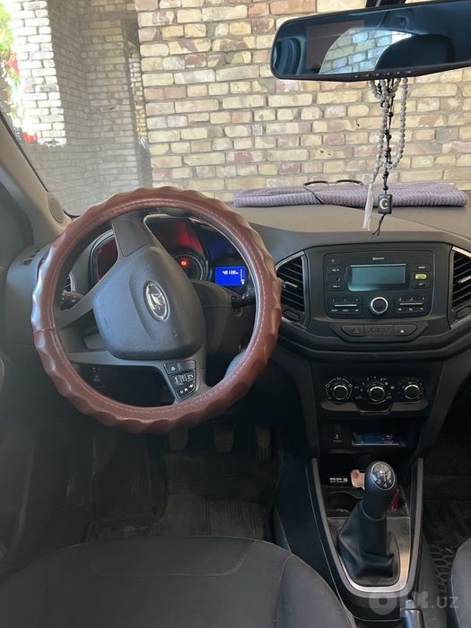 Lada X Ray 2018 yil sotiladi