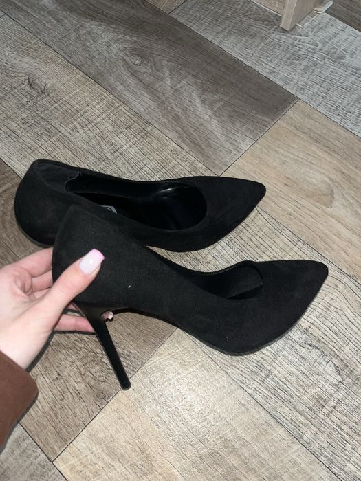 Чисто ниви токчета