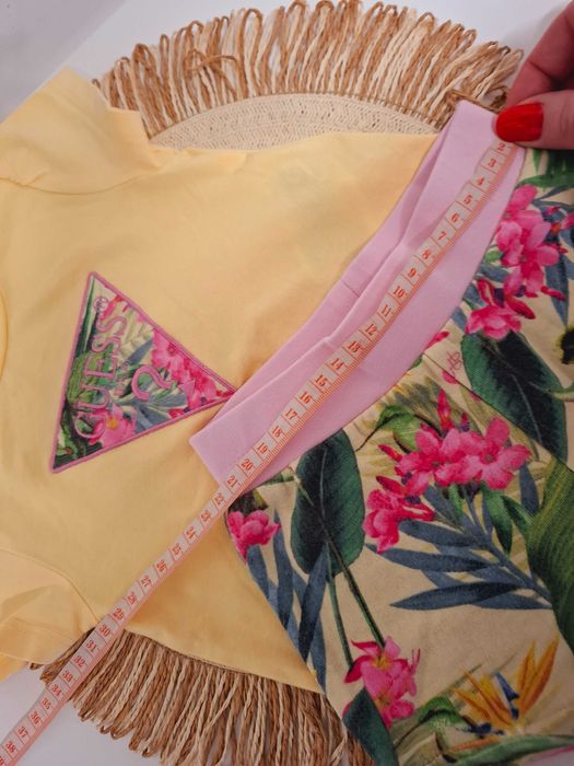 Детски комплектче Guess