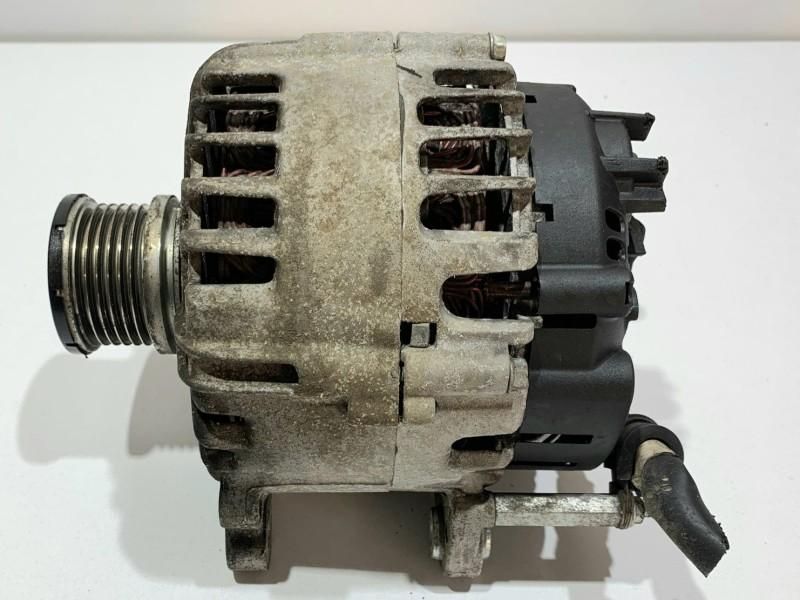 Alternator Volkswagen Passat B8 1.6 tdi DCXA 03L903023K