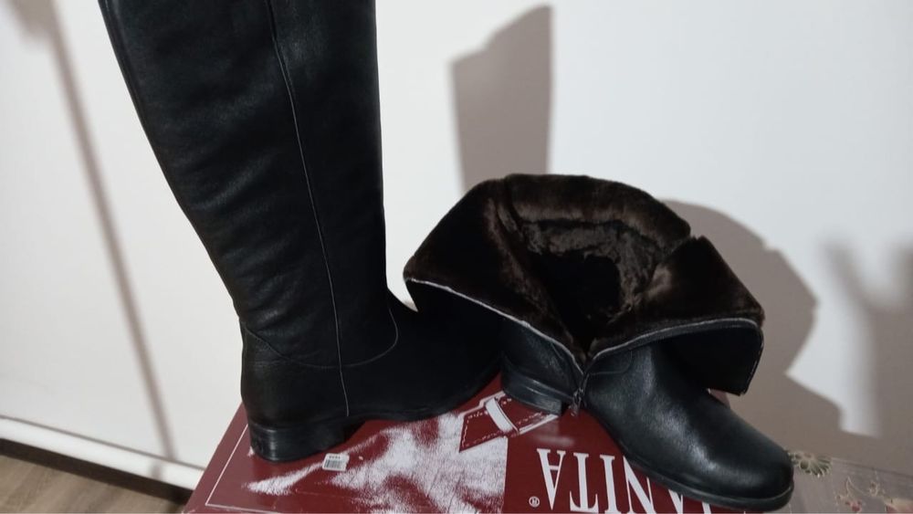 Продам новве  сапоги