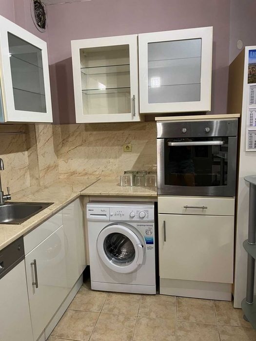 Продава се Тристаен апартамент в Варна, Възраждане 1 - 96 кв.м за 1459 €/кв.м - Снимка #9