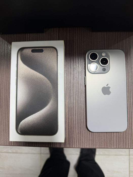 Продам Айфон 15 про