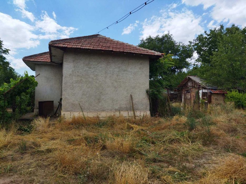 Продава се Къща в с. Добротица, Област Силистра - 90 кв.м за 114 €/кв.м - Снимка #1