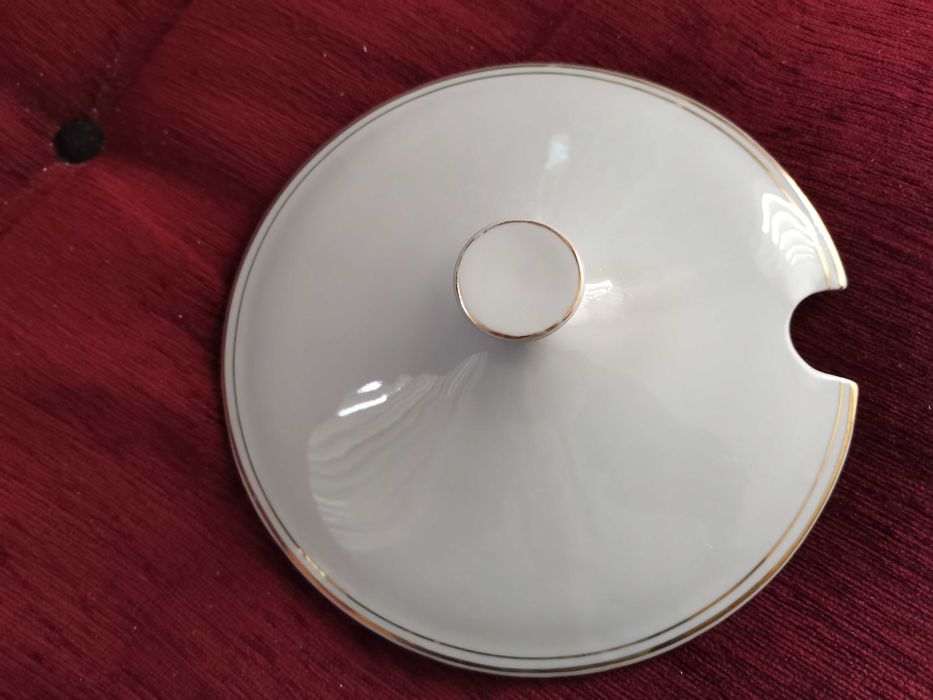 Капак за супник за допълване на сервиз