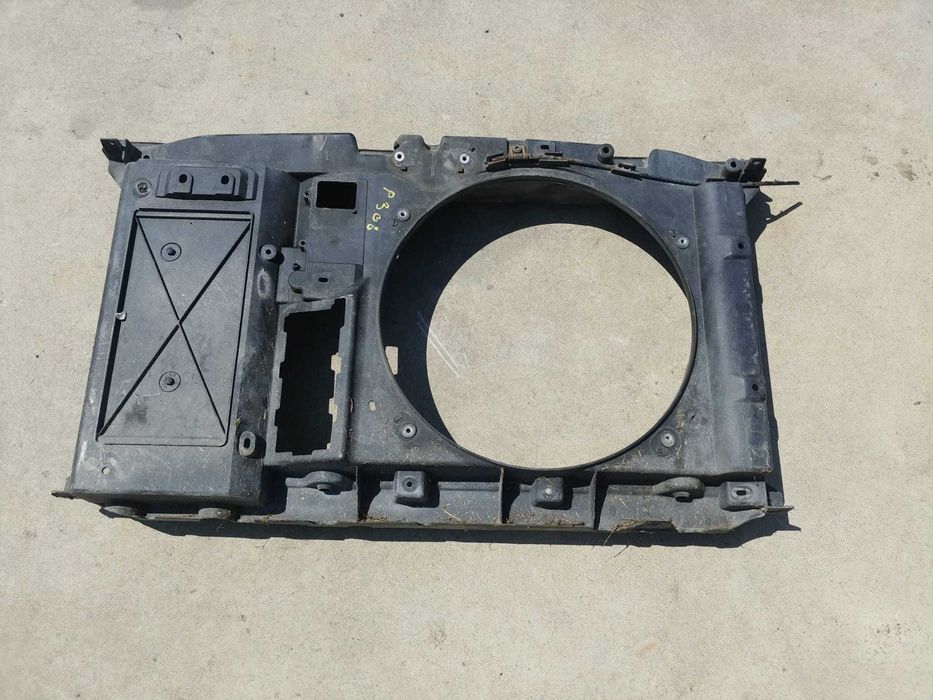 trager panou frontal 1.6 b peugeot 308 9652918980