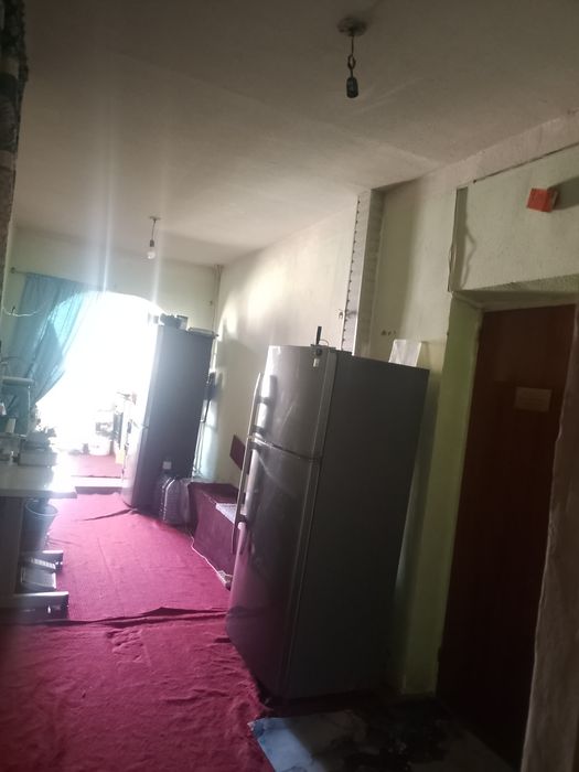 2 xonalik kuvartira sotiladi