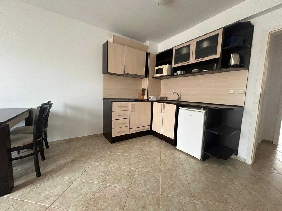 Продава се Тристаен апартамент в к.к. Слънчев бряг - 88 кв.м за 950 €/кв.м - Снимка #2