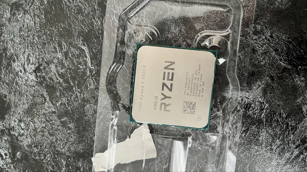 Продам процессор Ryzen 5 3500x