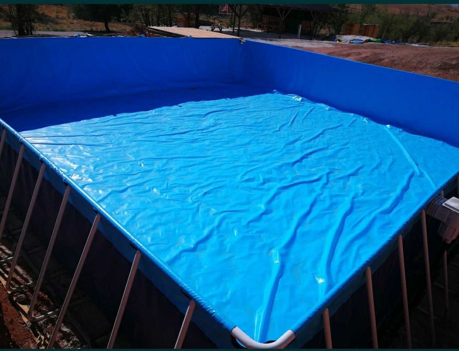 Бассейн очень большой