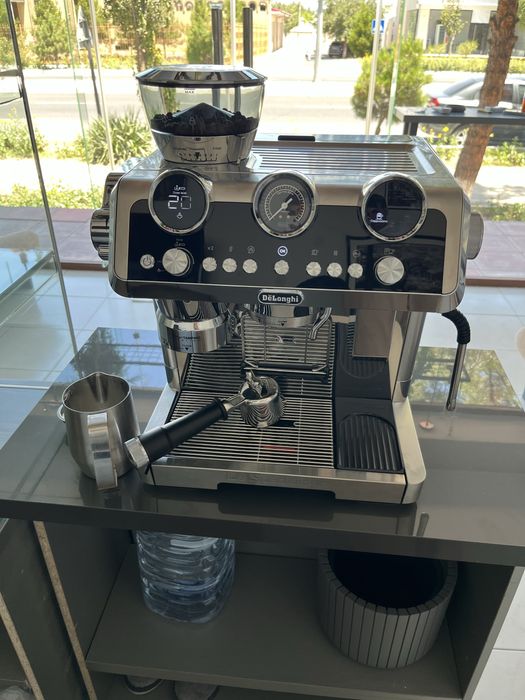 Рожковая Кофеварка DeLonghi