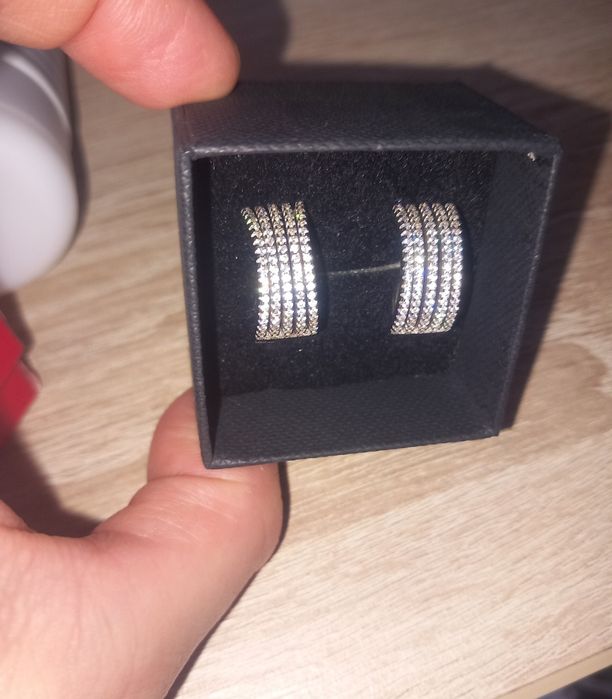 Cercei din argint 925 cu pietricele zirconiu, model elegant și foarte