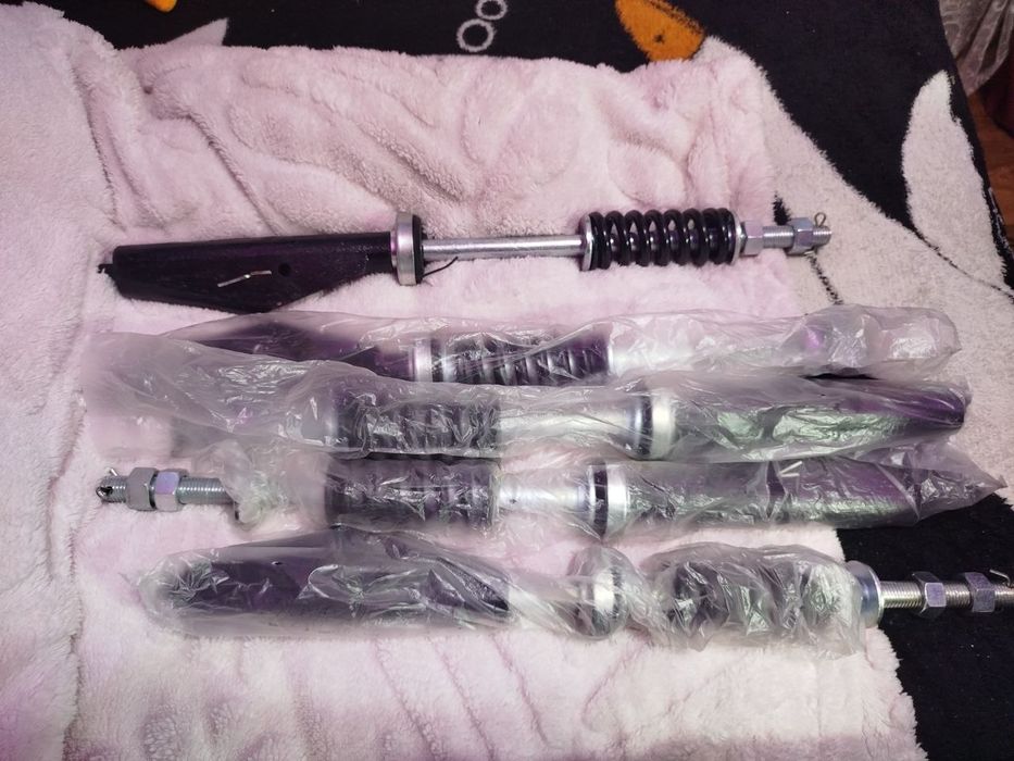 Продаю амортизаторы