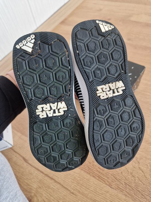 Оригинални детски маратонки Adidas, размер 28