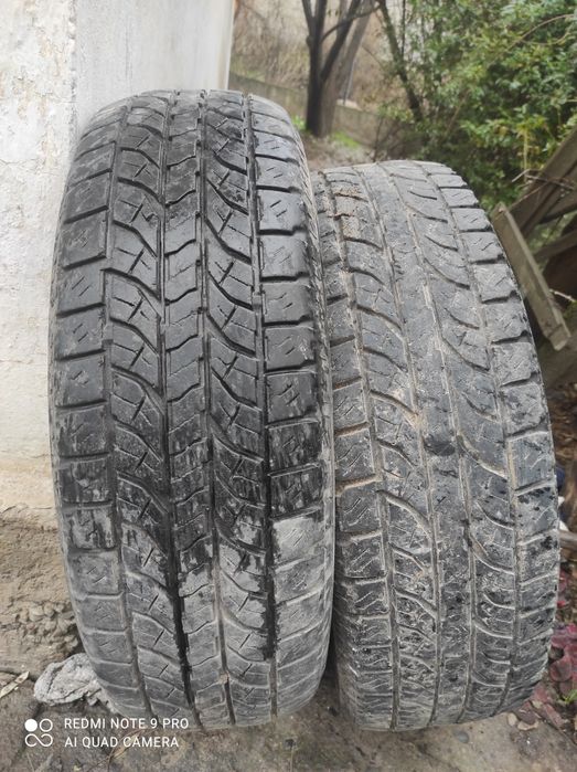 Продам шины р16 ,215-70 пара