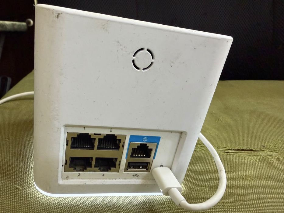 Router wireless Dual Band Gigabit Ubiquiti AmpliFi HD Mesh