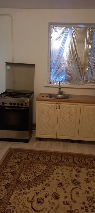 Сдам времянку в частном доме. Район 12ВГ. Рядом болашак, 12 мкрн.