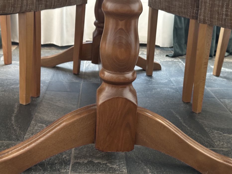 Masa  extensibila de zece persoane