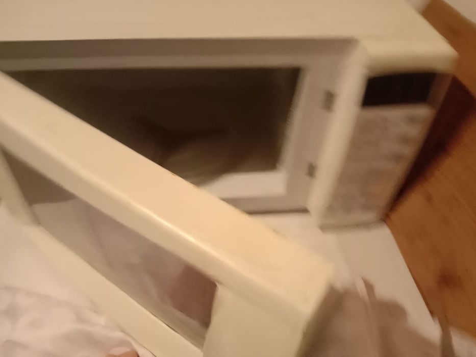 Микроволновка работает