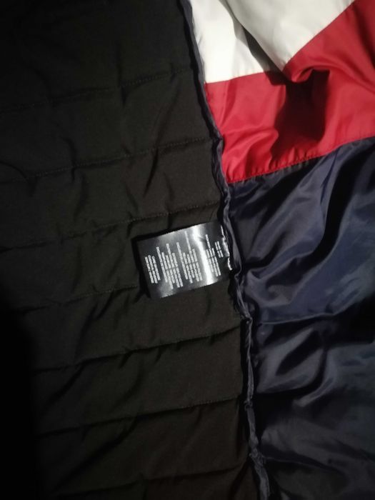 Tommy Hilfiger TH FLEX - Черно зимно яке с качулка, размер L - Оригинал