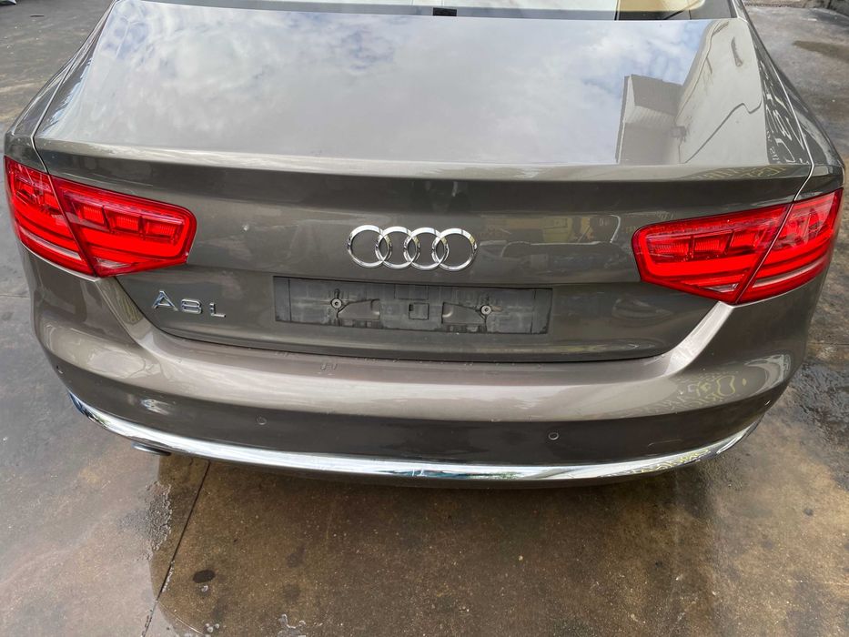 Dezmembrez Audi A8 4H 4.2 TDI FULL/CDS/CDSB/camere 360/faruri matrix/frigider/stopuri led/usi/oglinzi/capota/bara/trapa/parbriz/tv