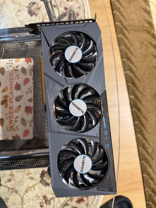 Placa video GIGABYTE Radeon RX 6600 EAGLE 8GB GDDR6 1‎28-bit