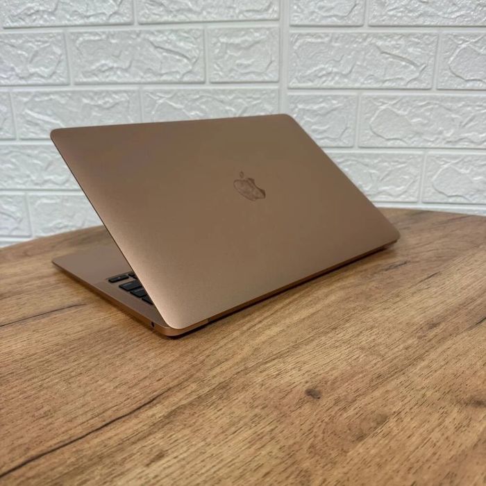 Идеальный MacBook Air M1 (полный комплект)
