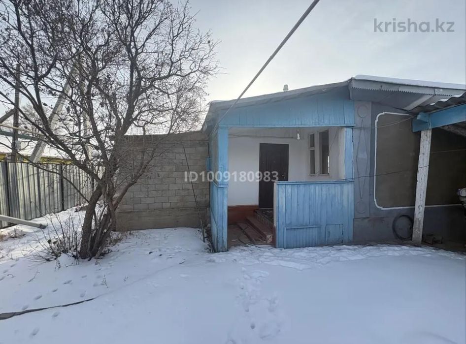 Саурық батырда 5 бөлмелі жер үй срочно сатылады