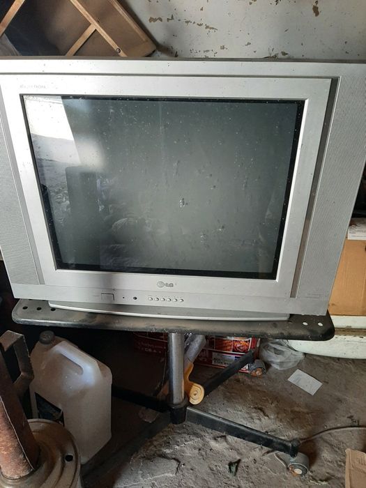 Телевизорлар сатылады