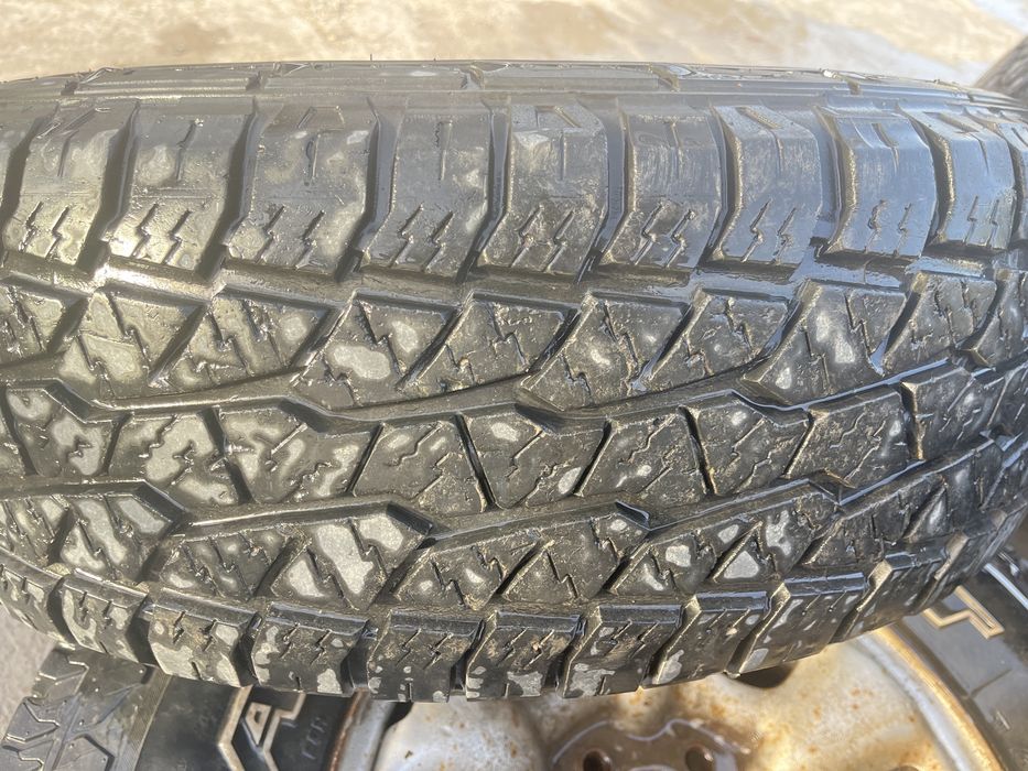 Шины с дисками на пикап