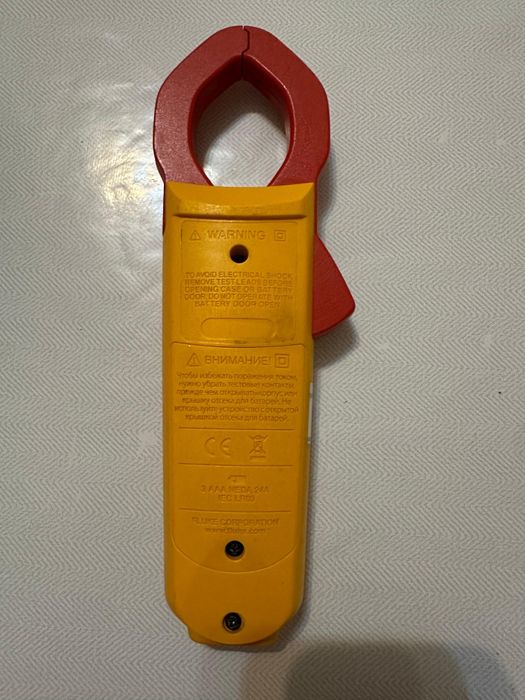 Срочно продам Fluke 319