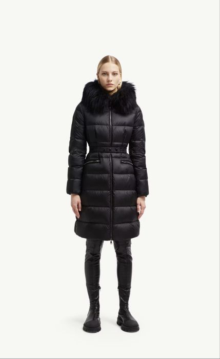 Пуховик монклер оригинал