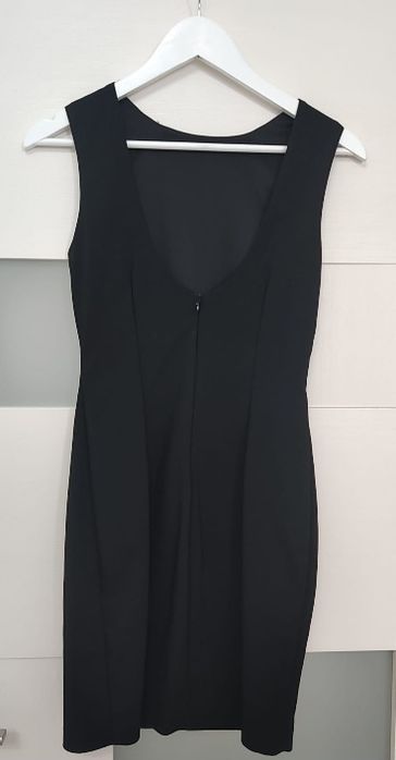 Rochie elegantă neagră