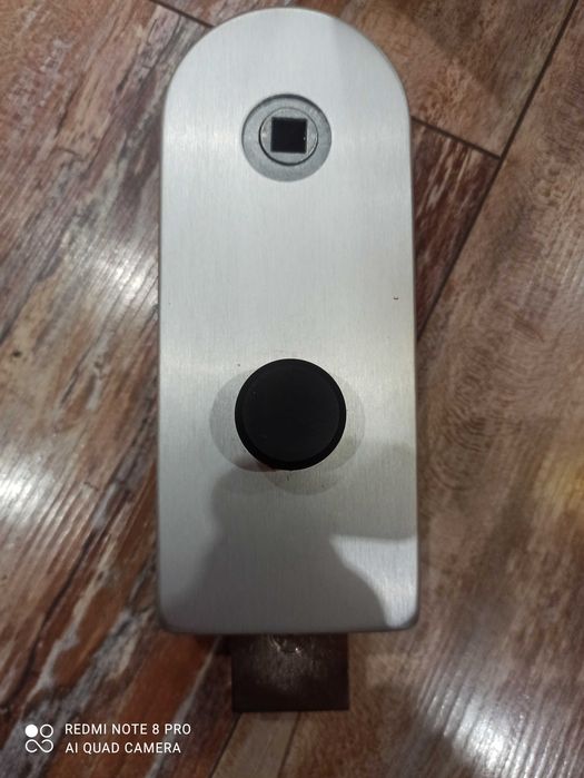 Чисто нова брава Дорма за стъклени врати