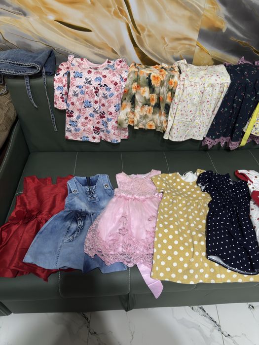 Детскте платья на девочку 2х лет.